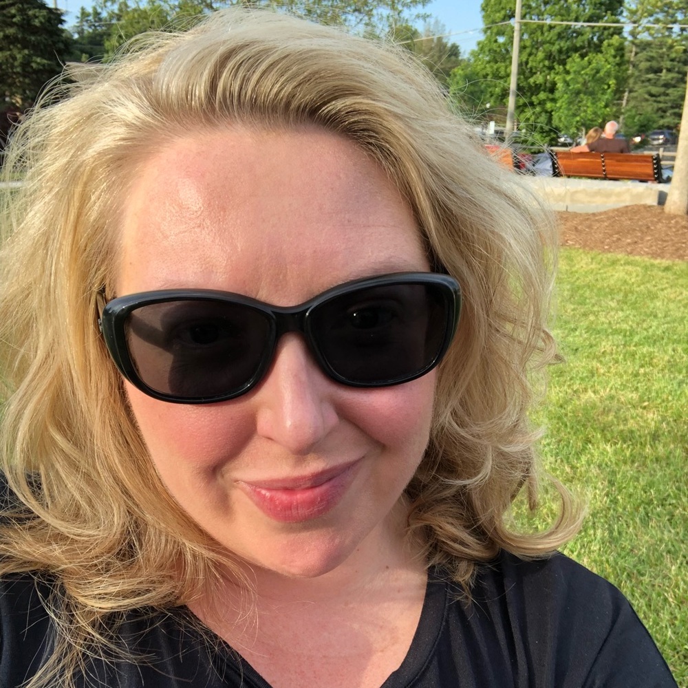 Meet your Posher, Amy